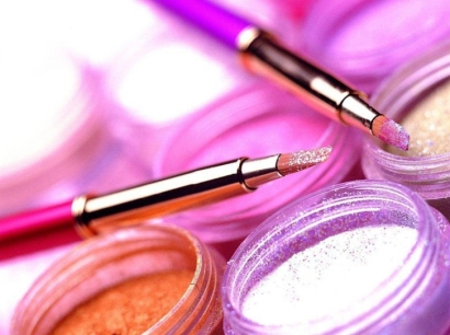 天津進(jìn)口法國化妝品原料報關(guān)流程_半成品無需批文