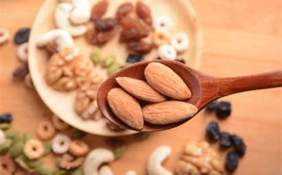 堅果進口報關代理流程以及三種貿易條款方式