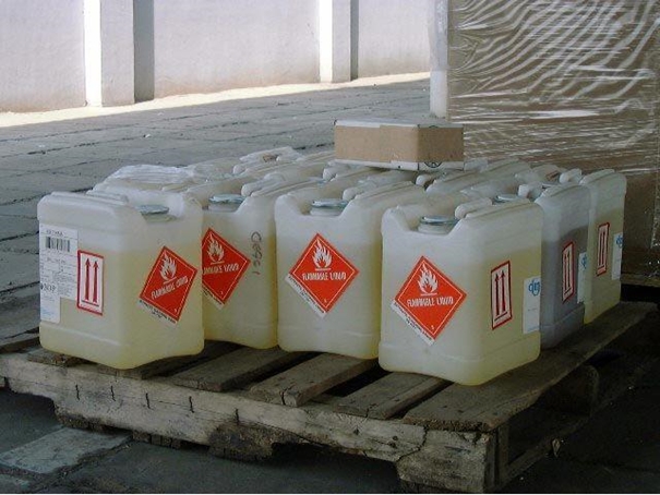 1636450474573441.jpg 危化品進(jìn)口清關(guān)海關(guān)有哪些要求_副本.jpg