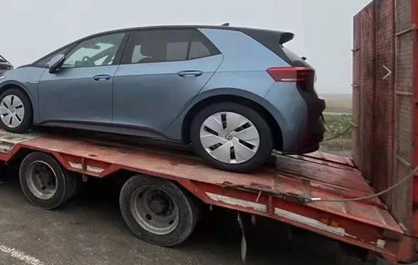 1660728408156768.jpg 科研測試用汽車出口報關(guān)_副本.jpg