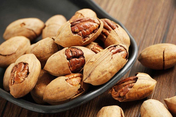 1645787752440969.jpg 碧根果進口報關(guān)代理_副本.jpg