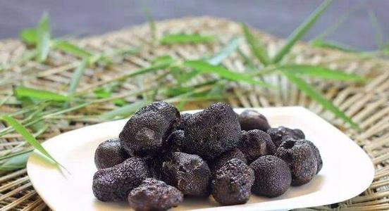 1576718106908433.jpg 黑松露進口報關